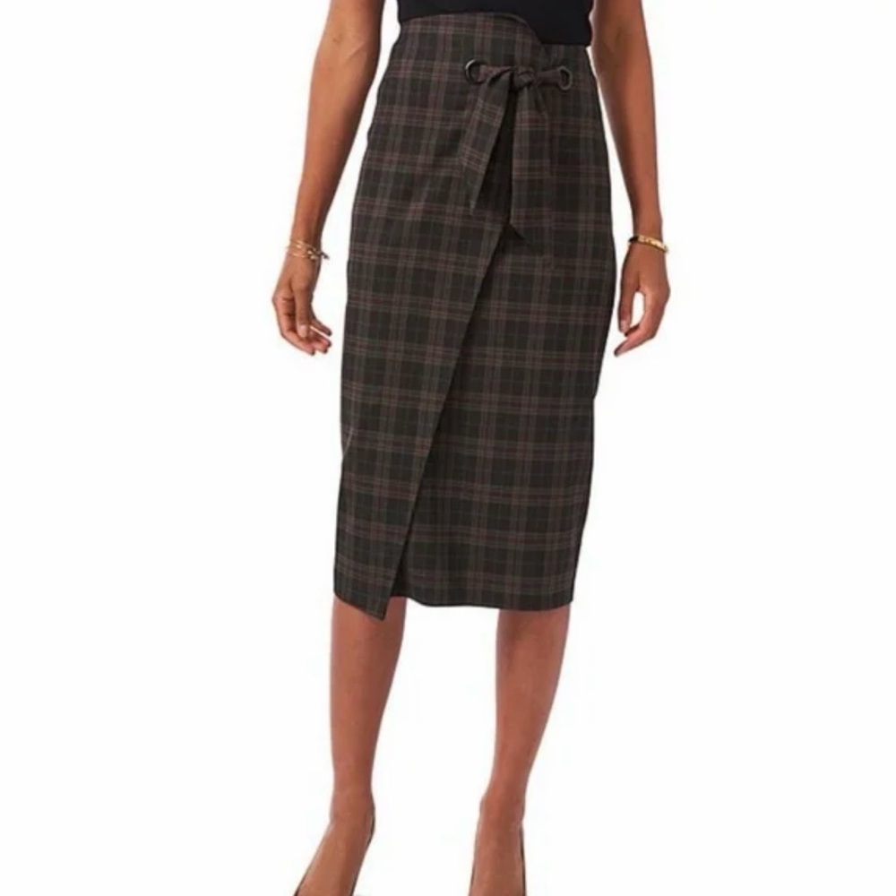 Vince Camuto Black and Brown Plaid Pencil Skirt